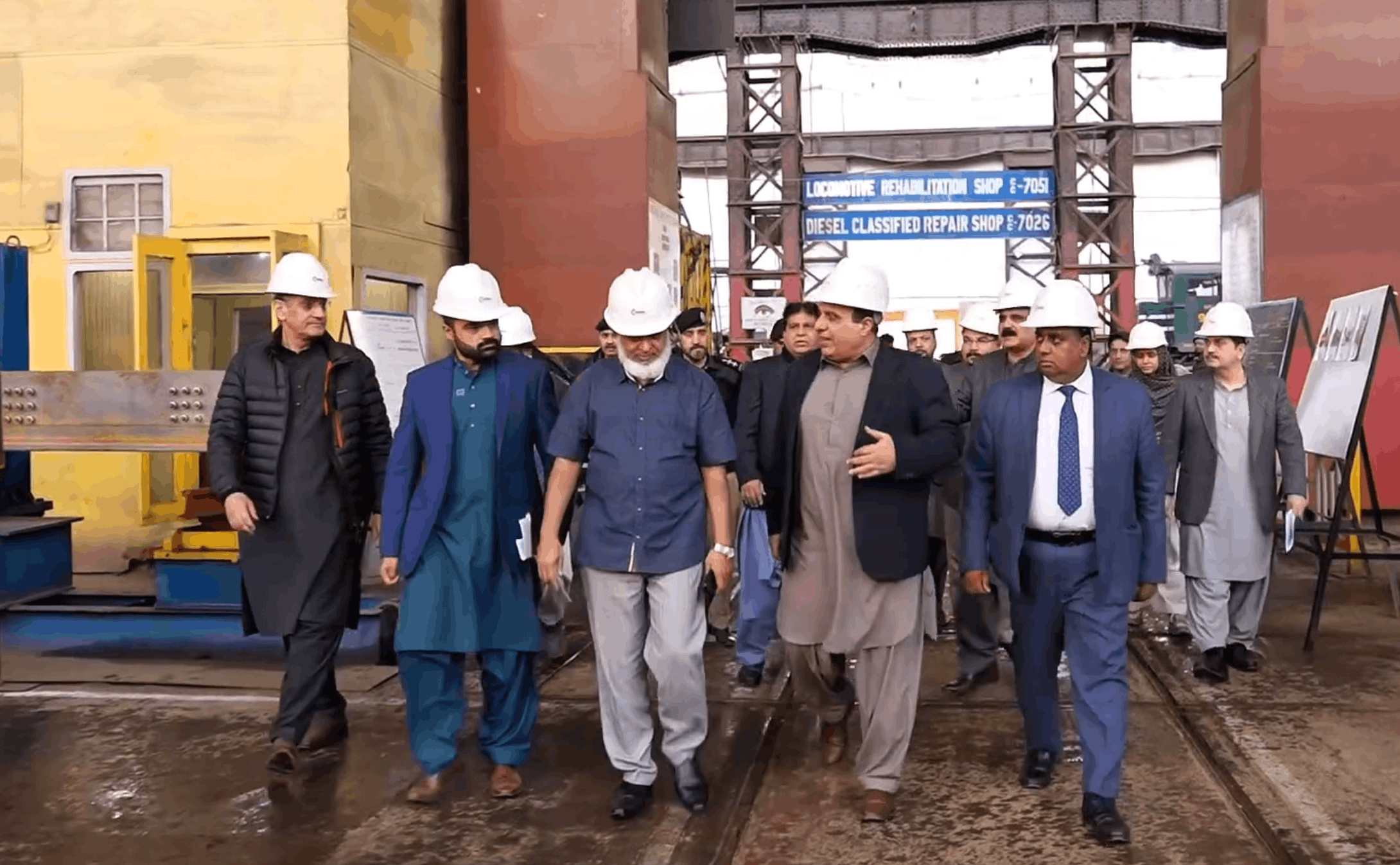 Pakistan, Bangladesh push rail cooperation during delegation visit